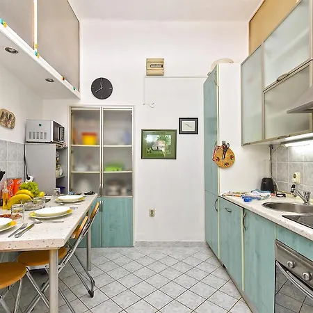 Apartment Marie Louise 2396 Pula